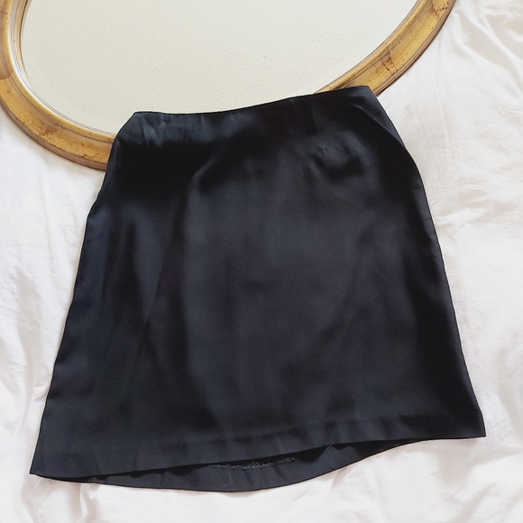 Vintage Dresses & Skirts - ✨Vintage Black 80's Skirt